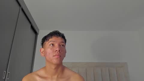 Juliiiiian online show from March 24, 11:26 am