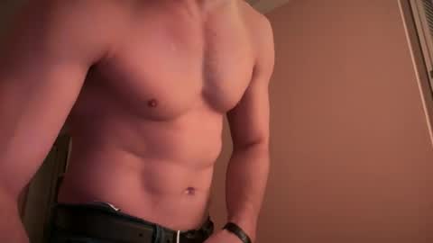 Snapshot of iamtommyparker chatting on October 20, 5:55 am iamtommyparker online show from October 20, 5:55 am