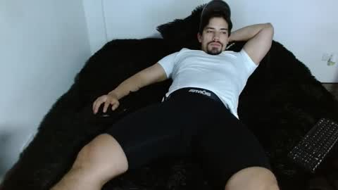 Ian Davis online show from November 17, 2:58 am