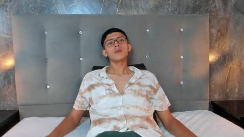 Ian fire online show from March 30, 12:06 pm