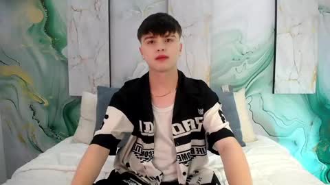 Ian  online show from April 19, 12:37 pm