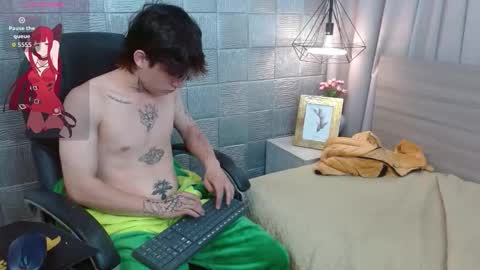 Snapshot of iancute_ chatting on September 15, 4:36 am ian online show from September 15, 4:36 am