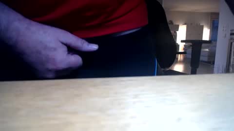 iandy12 online show from February 4, 4:24 pm