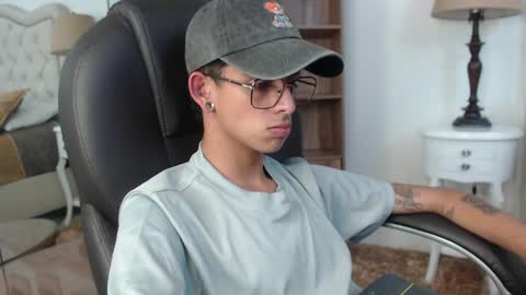 ibratxandy online show from April 23, 8:44 pm