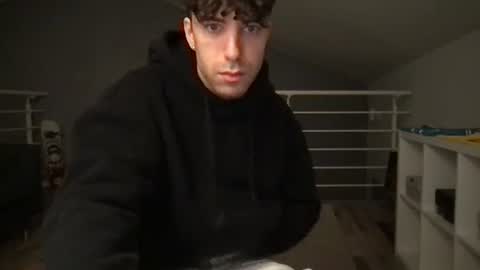 Snapshot of icyninesix chatting on February 6, 11:48 pm icyninesix online show from February 6, 11:48 pm