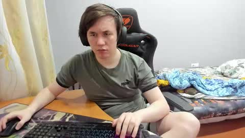 iliaskris online show from September 8, 6:51 pm