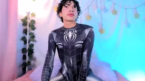 Alejo independent model   online show from April 26, 2:20 am