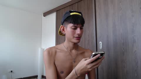 Davo online show from December 5, 3:39 pm