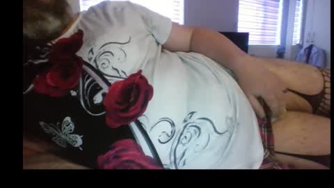 Snapshot of imagoodboyuk chatting on October 16, 8:33 am imagoodboyuk online show from October 16, 8:33 am