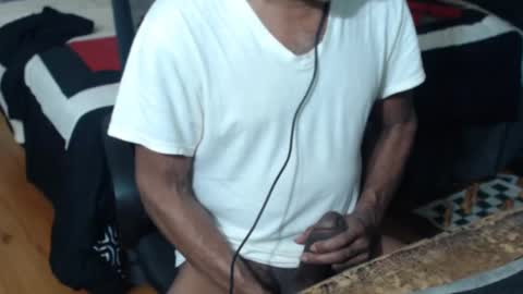 Imanlolo789   formerly known as Slimrodxxx  independent model online show from December 12, 6:36 am