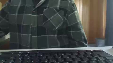 Aussie Guy online show from December 14, 10:39 pm