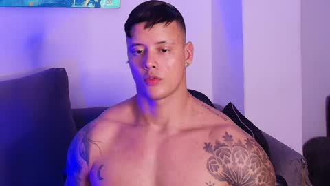 imconor online show from March 30, 9:38 pm