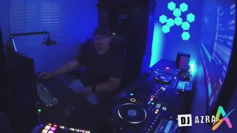 Snapshot of imdjazra chatting on October 16, 1:57 am DJ Azra online show from October 16, 1:57 am