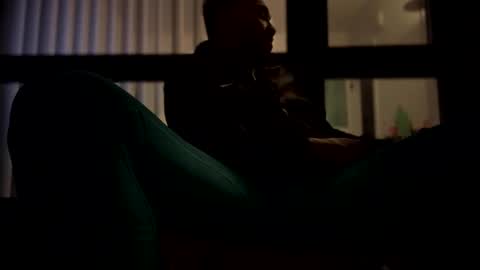 imlightskn online show from September 25, 9:30 am