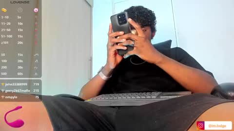 Snapshot of imlodge chatting on September 20, 11:27 pm Camilo Lodge online show from September 20, 11:27 pm