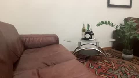 imnotall online show from July 28, 7:39 pm
