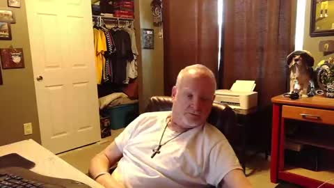 Papa online show from November 10, 2:22 pm