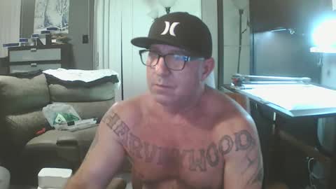 inittogetitin online show from December 4, 12:01 pm