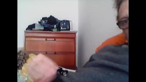 inness06 online show from March 2, 11:39 am