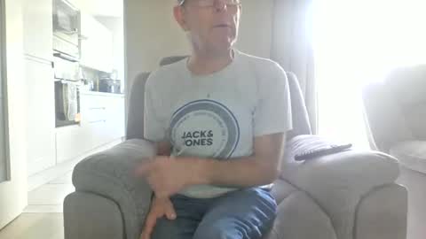 inthemood63 online show from September 15, 3:46 pm