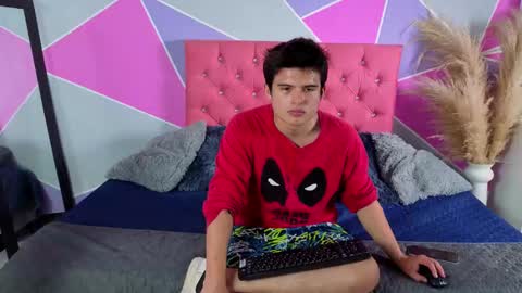 invincible200 online show from October 3, 2:44 pm