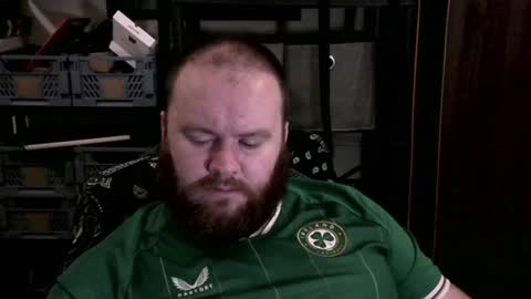 twitter theirishman205 online show from December 2, 5:13 pm