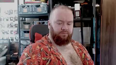 twitter theirishman205 online show from September 17, 12:50 pm