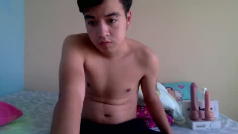 irondante01 online show from April 22, 12:21 pm