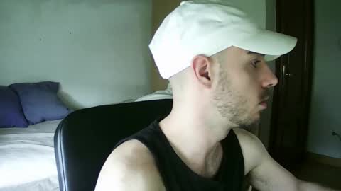 Snapshot of isaac99c chatting on March 7, 12:34 pm Isaac99c online show from March 7, 12:34 pm