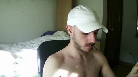 Snapshot of isaac99c chatting on January 17, 10:44 am Isaac99c online show from January 17, 10:44 am