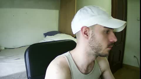 Snapshot of isaac99c chatting on March 10, 1:21 pm Isaac99c online show from March 10, 1:21 pm