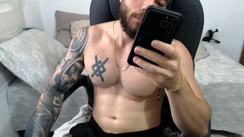 Isaac carter online show from April 23, 12:29 pm