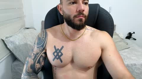 Isaac carter online show from April 22, 11:15 am