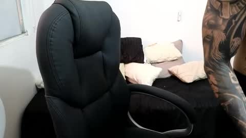 Isaac carter online show from March 17, 11:18 pm