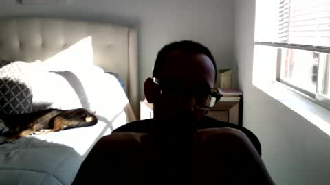 isjustd online show from November 1, 9:30 pm