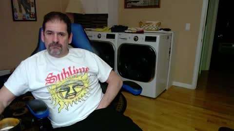 Snapshot of islandguy70 chatting on December 27, 10:55 am Jim online show from December 27, 10:55 am