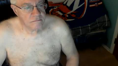 islesman22 online show from July 1, 10:05 am