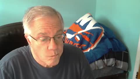 islesman22 online show from September 27, 6:28 pm