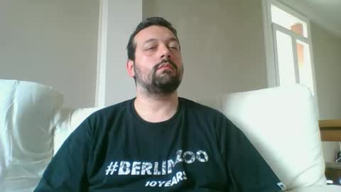 italianbigboy932 online show from April 29, 12:32 pm