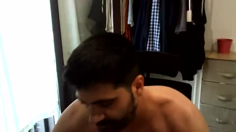 italianboybcn online show from June 20, 6:07 am