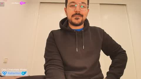 Gio online show from December 23, 8:56 am