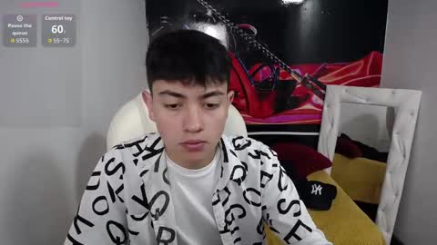 Snapshot of ithan__ chatting on September 14, 2:08 pm ithan__ online show from September 14, 2:08 pm