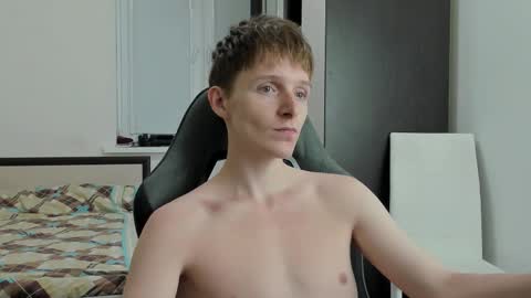 Ethan online show from November 9, 6:34 pm