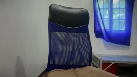 itsme_urboy online show from June 11, 2:00 am