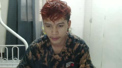 itzme_john online show from June 16, 3:42 am