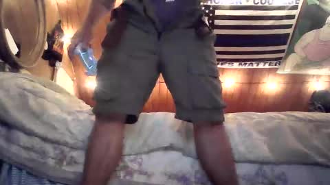 Itzmeebabyy online show from April 19, 12:21 am