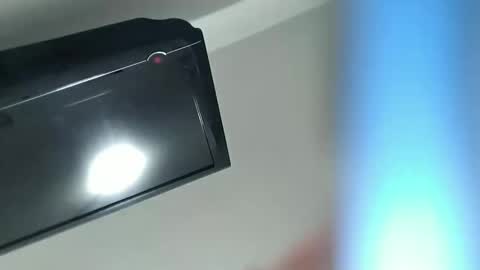 Snapshot of ivanchelon chatting on October 25, 6:15 am Vanchi online show from October 25, 6:15 am