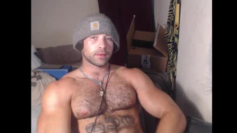 Snapshot of izak144 chatting on September 22, 3:50 am izak144 online show from September 22, 3:50 am