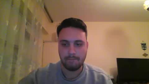 Snapshot of izakgotthatcums chatting on December 25, 4:33 am izakgotthatcums online show from December 25, 4:33 am