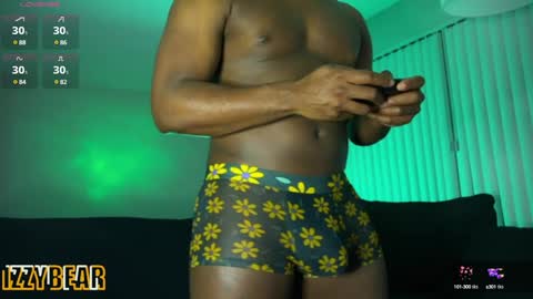 Snapshot of izzybear_ chatting on February 19, 6:55 am IzzyBear online show from February 19, 6:55 am